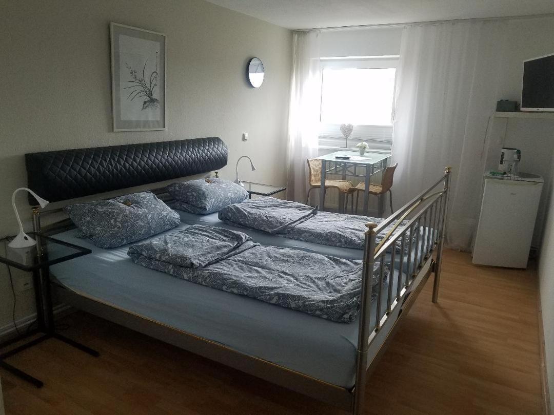 Rooming24, Kleine Pension リューベック エクステリア 写真