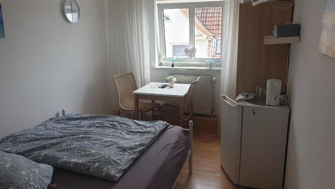 Rooming24, Kleine Pension リューベック エクステリア 写真