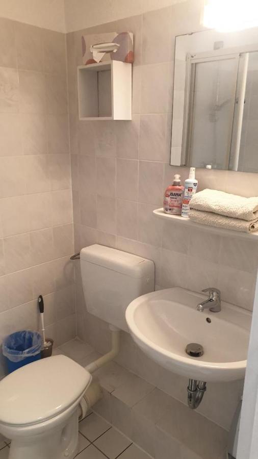 Rooming24, Kleine Pension リューベック エクステリア 写真