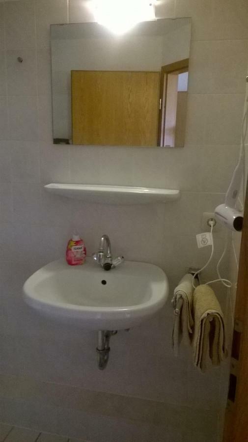 Rooming24, Kleine Pension リューベック エクステリア 写真