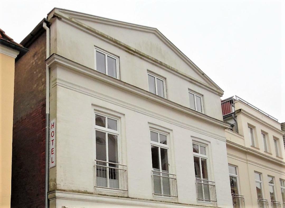 Rooming24, Kleine Pension リューベック エクステリア 写真